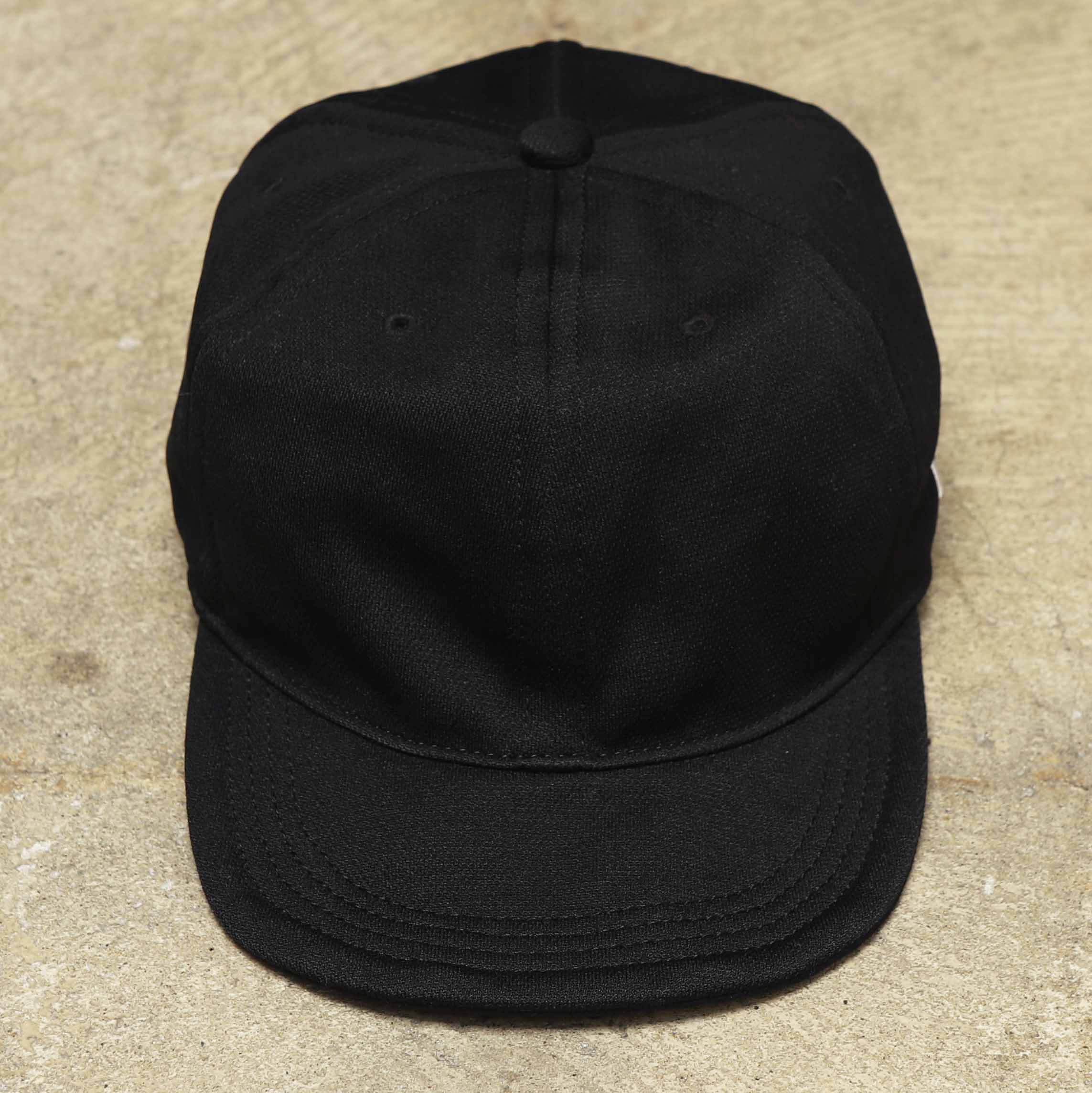 NEW ERA ADJUSTABLE CAP - BLACK